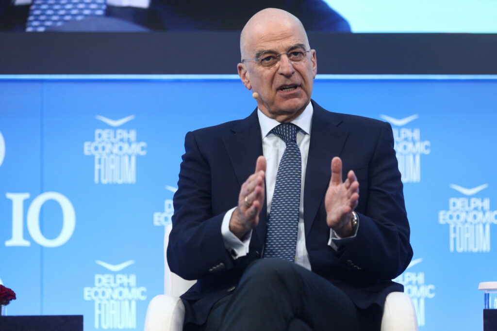 Δένδιας: Η προστασία των θαλάσσιων διαδρομών δεν αφορά μόνο την Ελλάδα