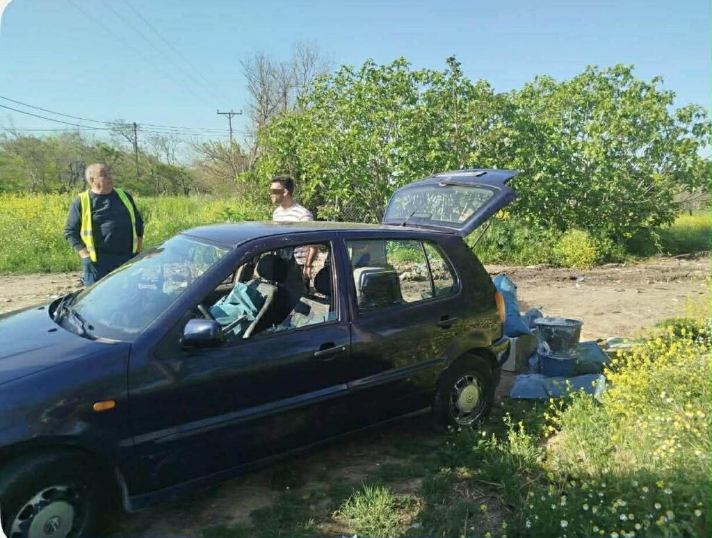 Μπάζα και απορρίμματα, ©Δήμος Καλαμαριάς