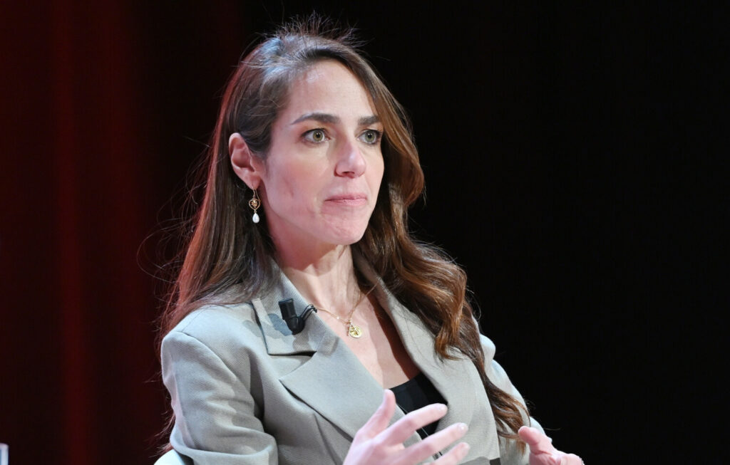 Μιχαηλίδου: Σε Παιανία, Λάρισα, Καλαμάτα και Πύργο οι πρώτες κοινωνικές κατοικίες