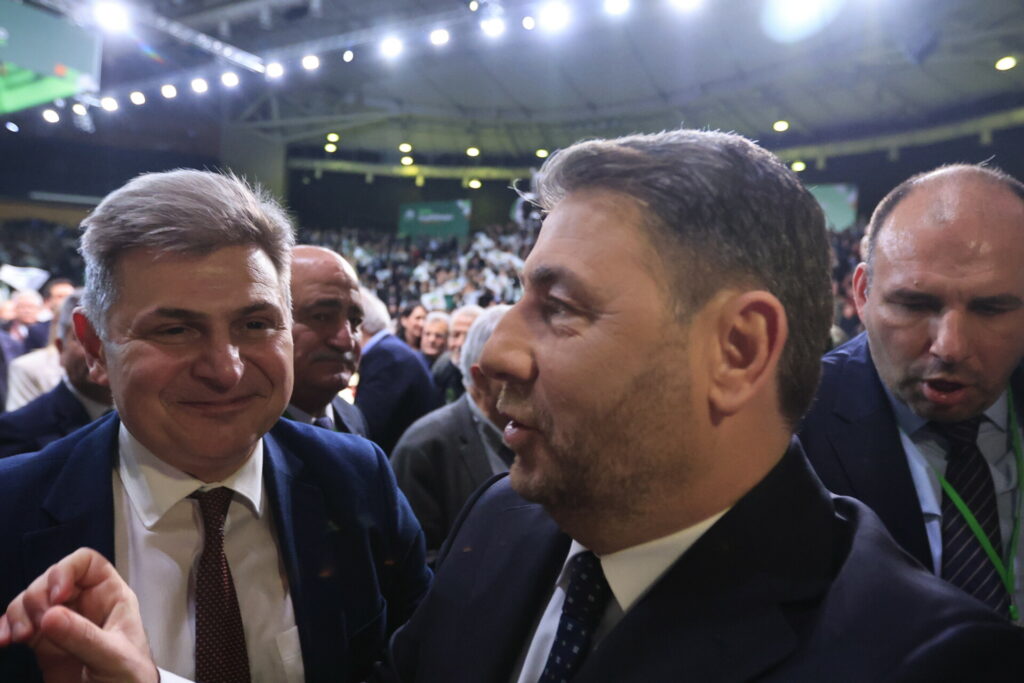 Στο ΠΑΣΟΚ ο Νικόλας Φαραντούρης: Ενώνω τη φωνή μου για διαφάνεια και πολιτική αλλαγή