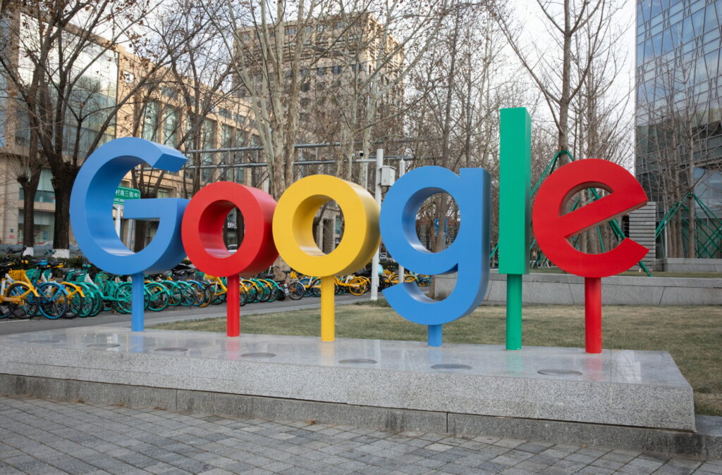 Μυστική συμφωνία Google – Πενταγώνου για χρήση AI “σε κάθε νόμιμο κυβερνητικό σκοπό”