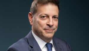 ΔΑΑ: Σε χαμηλή πτήση η αεροπορική κίνηση στην Αθήνα φέτος, πόσο θα επηρεάσει ο πόλεμος στη Μέση Ανατολή