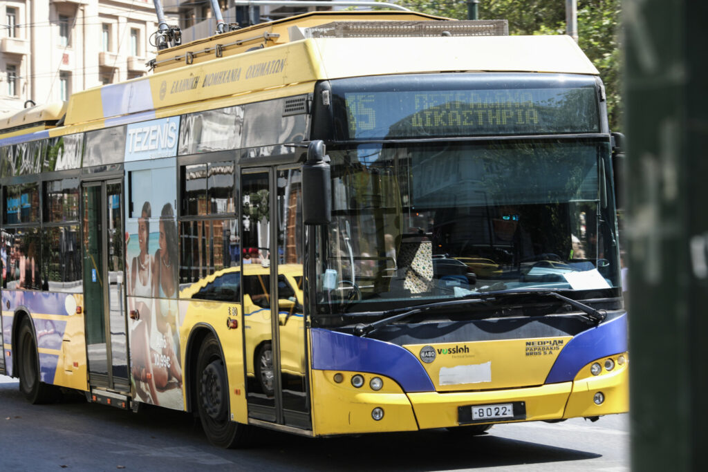 Πώς θα κινηθούν λεωφορεία και τρόλεϊ από σήμερα έως Τρίτη του Πάσχα