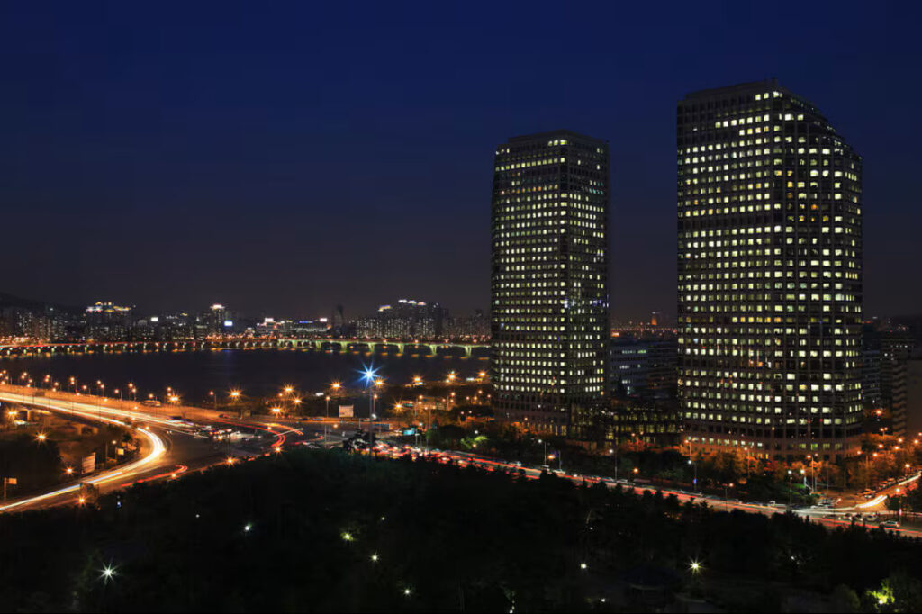 LG: Έσοδα ρεκόρ 16,14 δισ. δολαρίων το α’ τρίμηνο