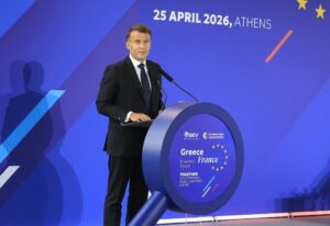 Η πρόταση Μακρόν για το ευρωπαϊκό χρέος ανοίγει νέα συζήτηση στις Βρυξέλλες