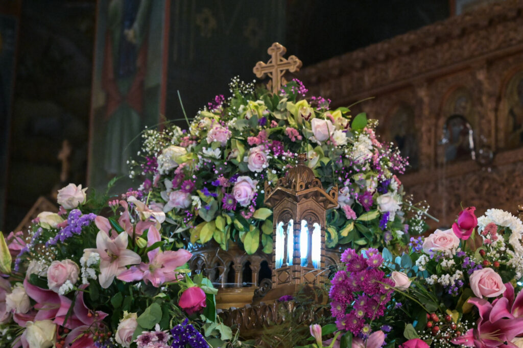 Μεγάλη Παρασκευή: Για ποιους είναι ημιαργία, για ποιους αργία, πώς αμείβεται