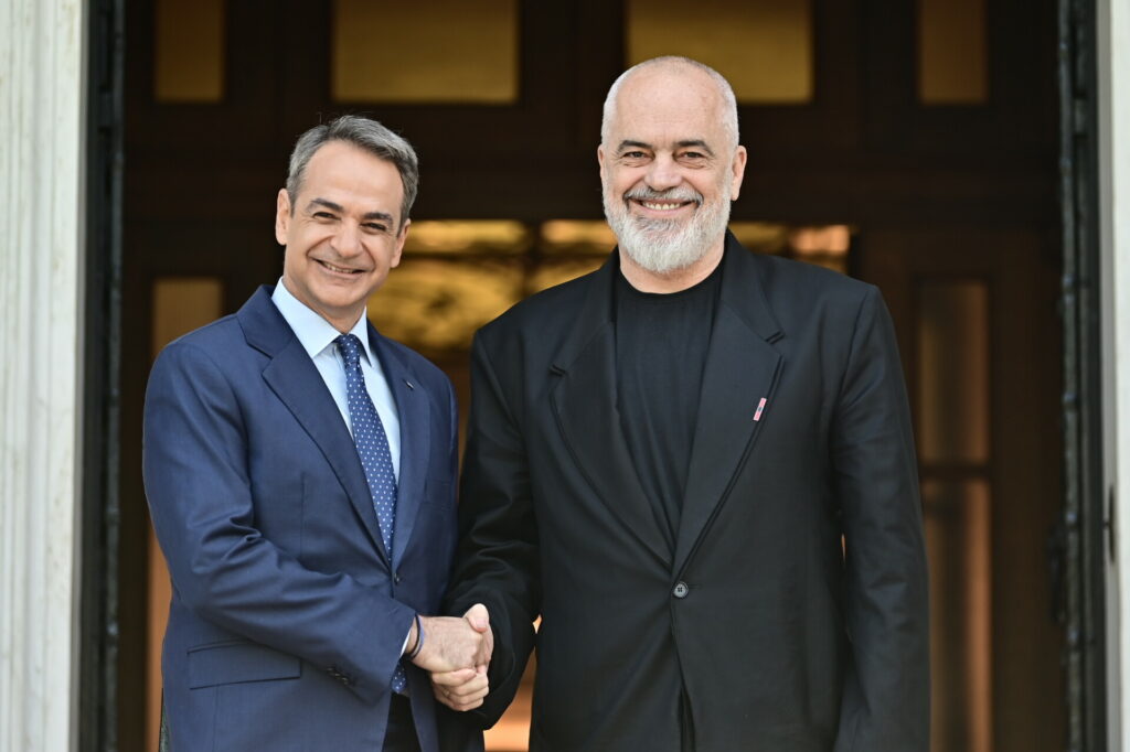 Μητσοτάκης σε Ράμα: Σημαντική ευκαιρία να λύσουμε εκκρεμή ζητήματα