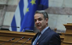 Η πρόταση μομφής που θέλει να αποφύγει (τώρα) ο Μητσοτάκης, η αυτοδιάλυση του ΣΥΡΙΖΑ, η συνάντηση της Καρυστιανού στην Κύπρο, ο Αναστασιάδης, ο Ντίλιαν και το μαύρο βαν