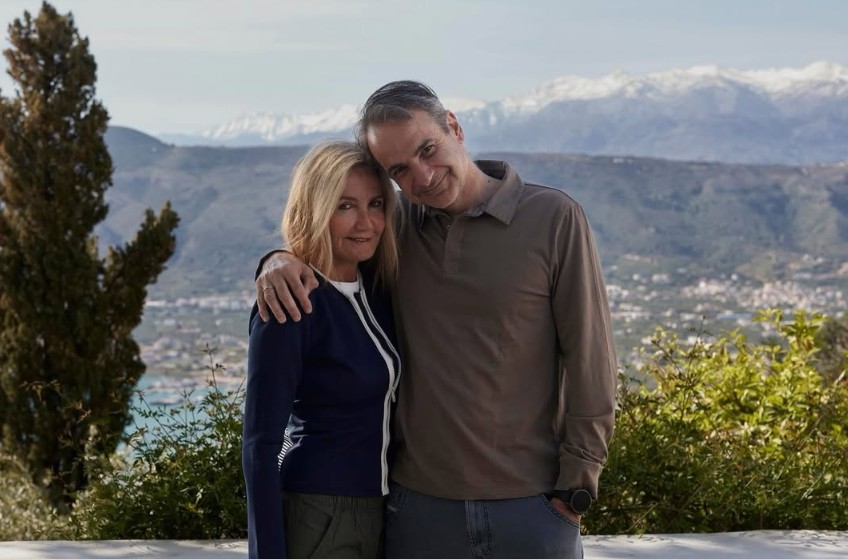 Ευχές Μητσοτάκη για το Πάσχα από την Κρήτη