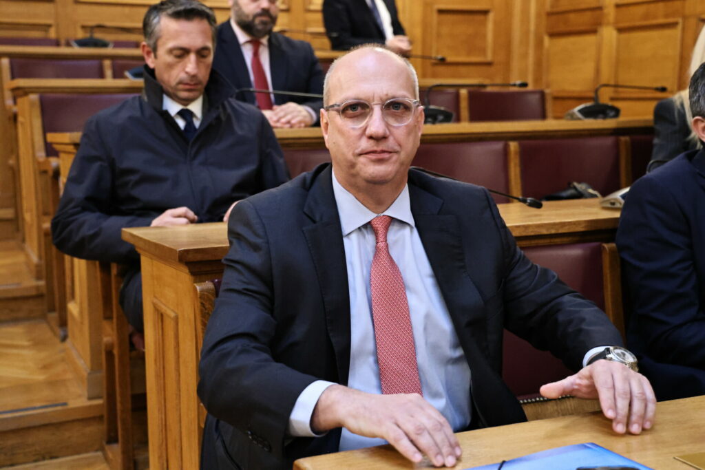 ΝΔ: “Γαλάζιο” καμπανάκι για το επιτελικό κράτος – Επιστολή 5 βουλευτών