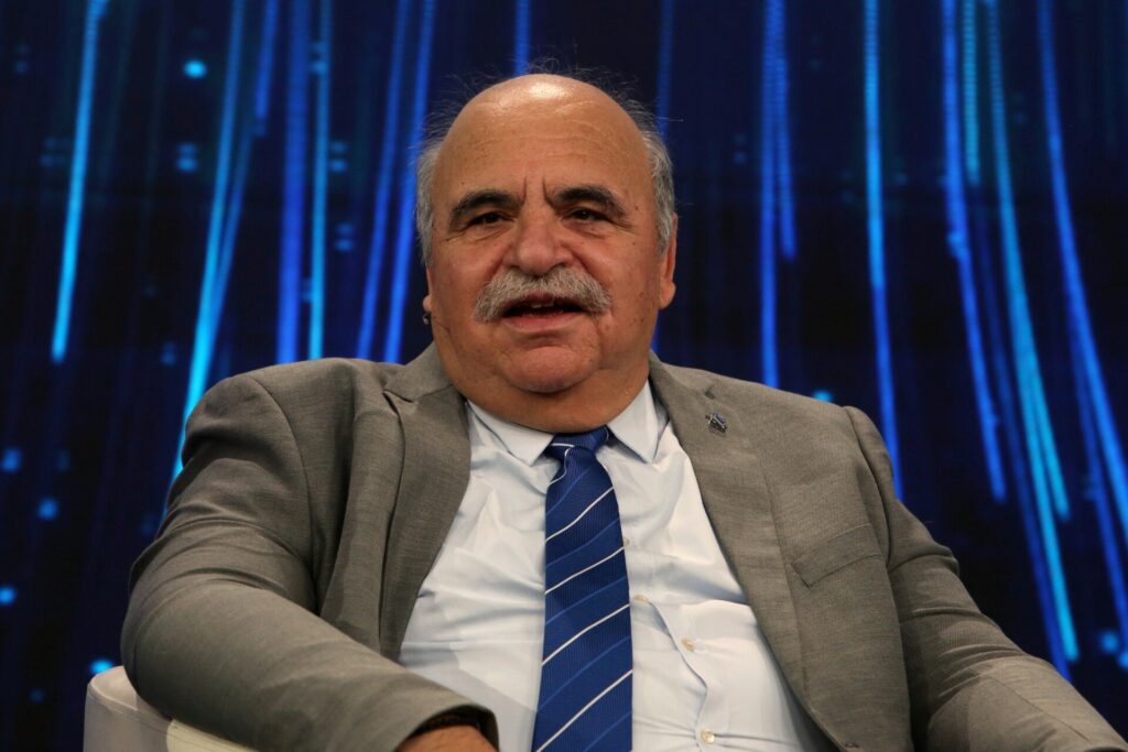 Ο διευρυμένος ρόλος του Π. Τζωρτζάκη στο ΕΛΚΑΚ, τι αλλάζει στον χάρτη των αναψυκτικών και η πρεμιέρα μεταπωλήσεων στο Ελληνικό