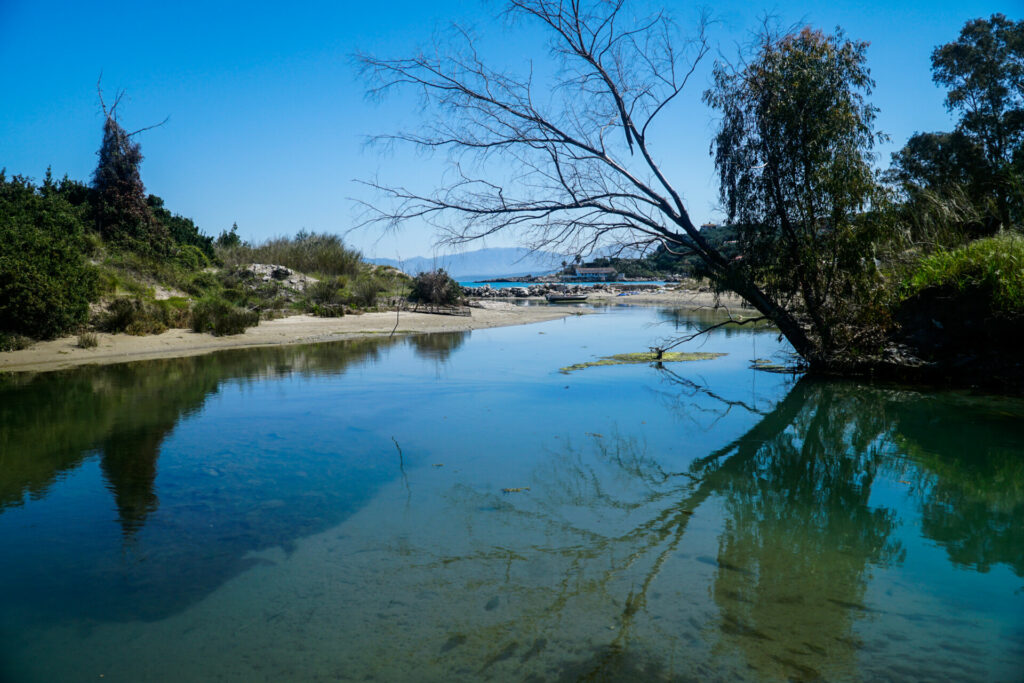 Νέα ΚΥΑ για τις “απάτητες παραλίες”: Ποιες περιοχές εντάσσονται σε καθεστώς υψηλής προστασίας