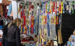 Πάσχα 2026: Τι ώρα κλείνουν τα καταστήματα την Κυριακή των Βαΐων 5/4