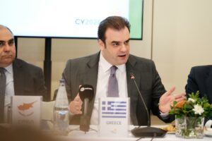 Πιερρακάκης: Το πλεόνασμα θα είναι πάνω από τον στόχο
