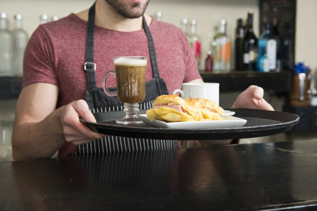 Πρωτομαγιά 2026: Για ποιους είναι αργία, πώς αμείβεται