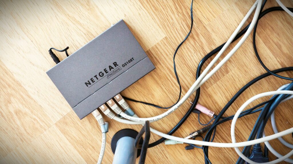 Βάλτε ένα κέρμα πάνω στο router και θα έχετε καλύτερο internet: Μύθος η αλήθεια