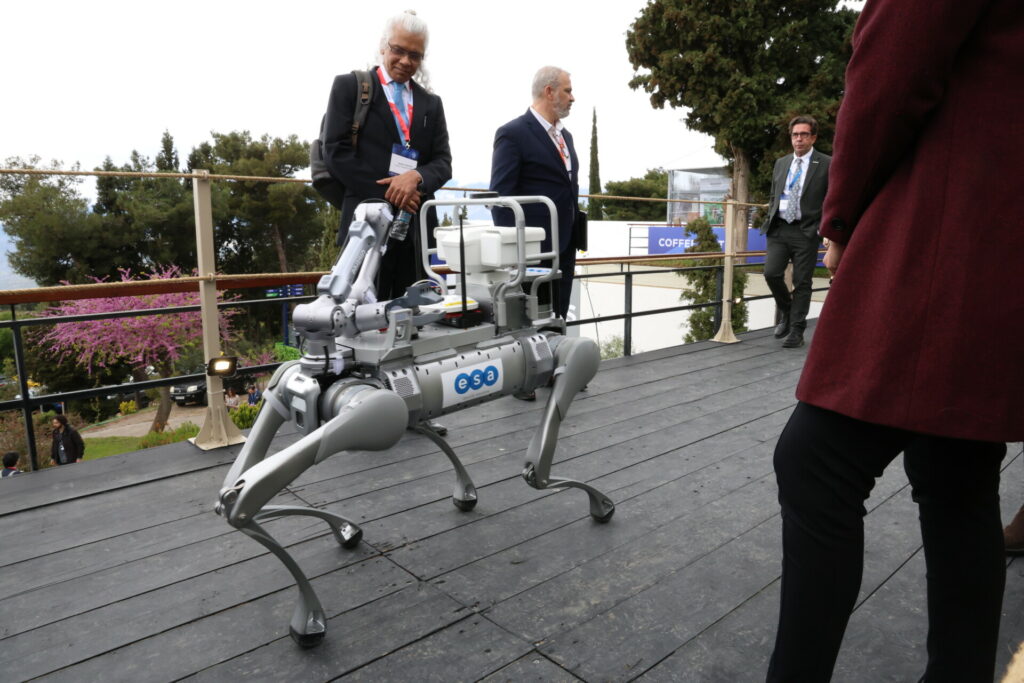 Ελληνική Αστυνομία ΕΛΑΣ σκύλος ρομπότ