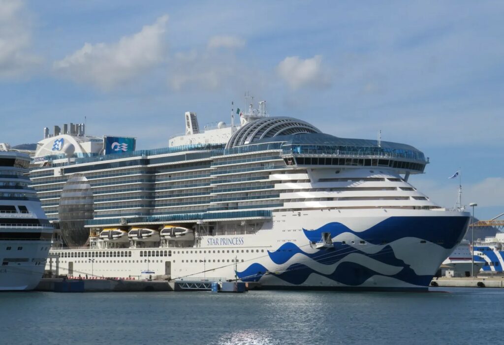 Carnival: Επενδύει 2,3 δισ. δολάρια σε νέα κρουαζιερόπλοια