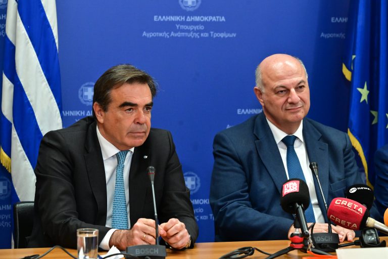 Σχοινάς: “Συνολική αναδιάταξη του πρωτογενούς τομέα” – Δηλώσεις στο υπουργείο Αγροτικής Ανάπτυξης