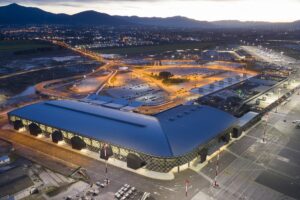 Handelsblatt: Η Fraport ποντάρει στον ελληνικό τουρισμό και διεκδικεί 22 αεροδρόμια