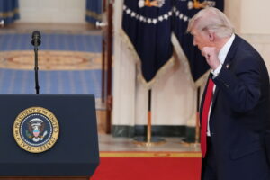 Τραμπ κατά Ιράν: “Συμφωνία τώρα, πριν είναι πολύ αργά” – Εκτόξευση για πετρέλαιο, πίεση στη Wall Street