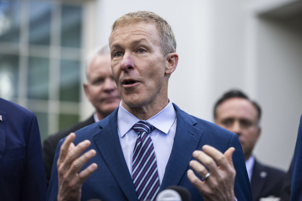 Αεροπορικές: Αναταράξεις 100 δισ. από πιθανή συγχώνευση United – American