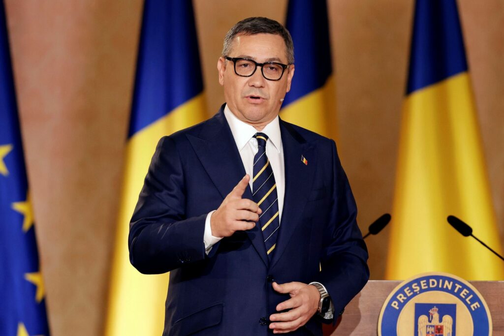 Βίκτορ Πόντα (πρώην πρωθυπουργός της Ρουμανίας): “Η κ. Κοβέσι έχει συγκεκριμένη ατζέντα”