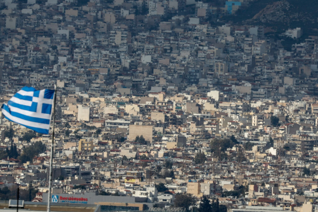 Τι απαντά το ΕΛΚΕΘΕ για την περίεργη οσμή που αναστάτωσε την Αττική