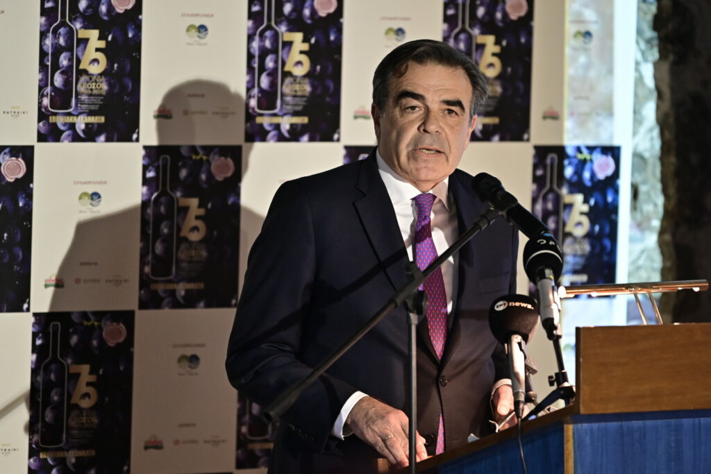 Βιολογικά προϊόντα: Ακυρώνονται προγράμματα 134 εκατ. ευρώ για μελισσοκομία και κτηνοτροφία