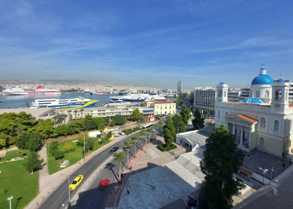 Ακτή Μιαούλη: Το παραλιακό μέτωπο του Πειραιά επιστρέφει στον επενδυτικό χάρτη