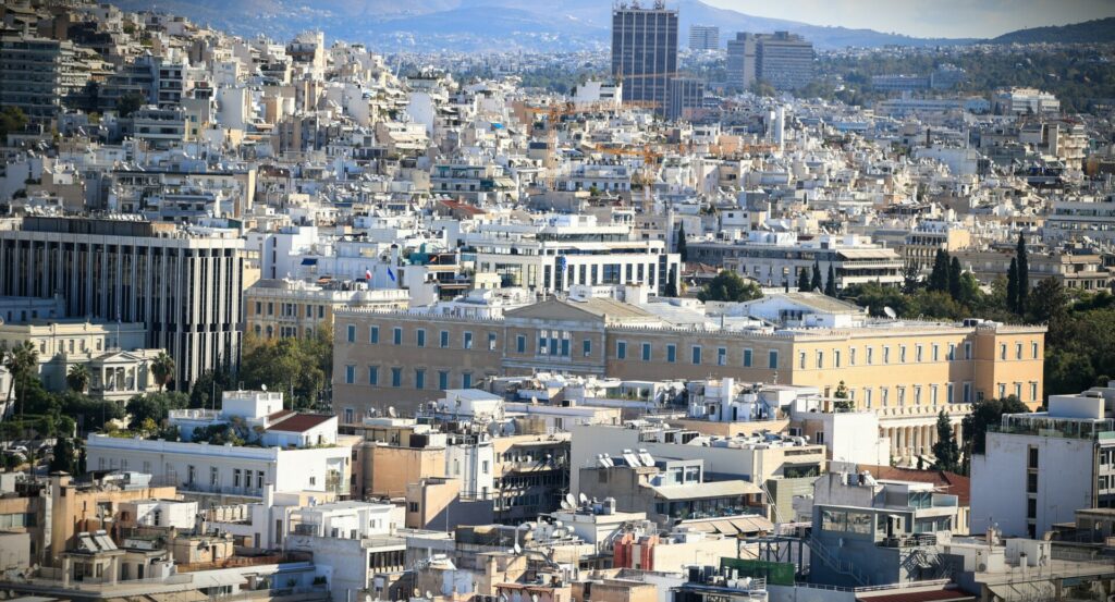 Ανακαινίζω 2026: Ανοίγει η πλατφόρμα, οι προϋποθέσεις και τα ποσά επιδότησης