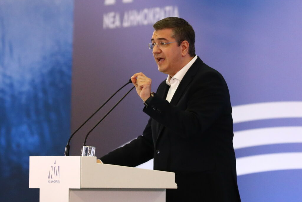 Η παραμονή Τζιτζικώστα στην Κομισιόν, η συνάντηση Βαρθολομαίου με τον Παύλο ντε Γκρες και η αθόρυβη ελληνογαλλική στρατιωτική κινητικότητα