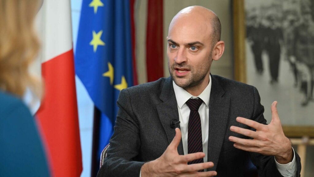 Γαλλία: Aπορρίπτει ρόλο του ΝΑΤΟ στα Στενά του Ορμούζ