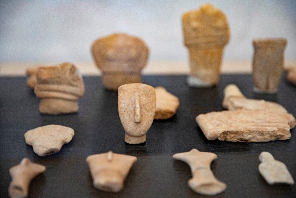 Ευρήματα από τις ανασκαφές στην Κέρο