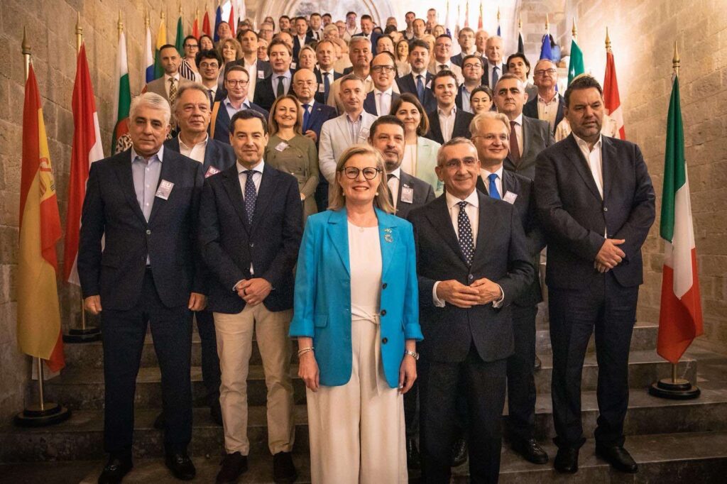 Διακήρυξη της Ρόδου: Το ΕΛΚ ζητά ισχυρό ευρωπαϊκό προϋπολογισμό με επίκεντρο τις Περιφέρειες