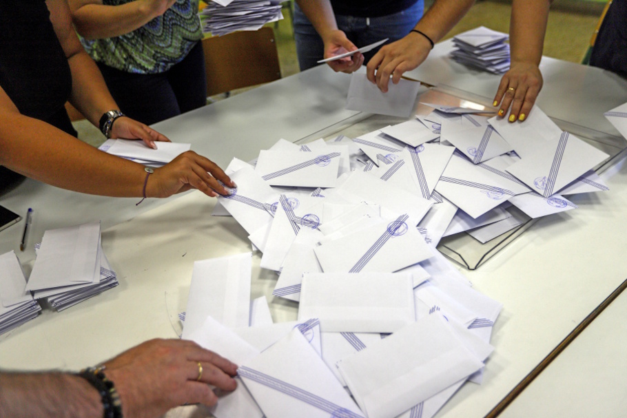 Δημοσκόπηση Reall Polls: Ποσοστά έκπληξη για Τσίπρα, Καρυστιανού, βουλιάζει το ΠΑΣΟΚ