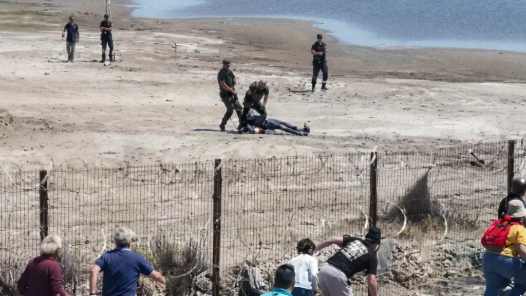 Βίαια επεισόδια στην Αλβανία: Έλληνας ανάμεσα στους τραυματίες