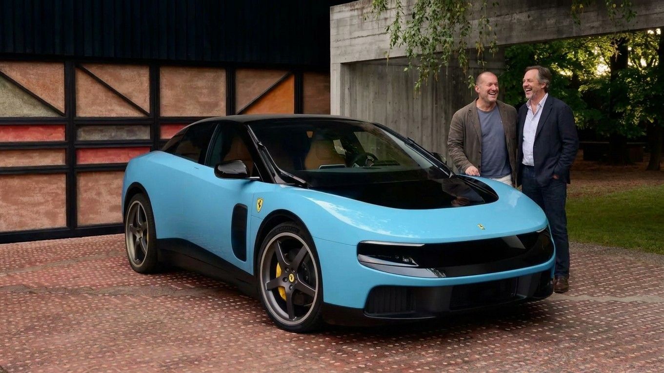 Ferrari Luce