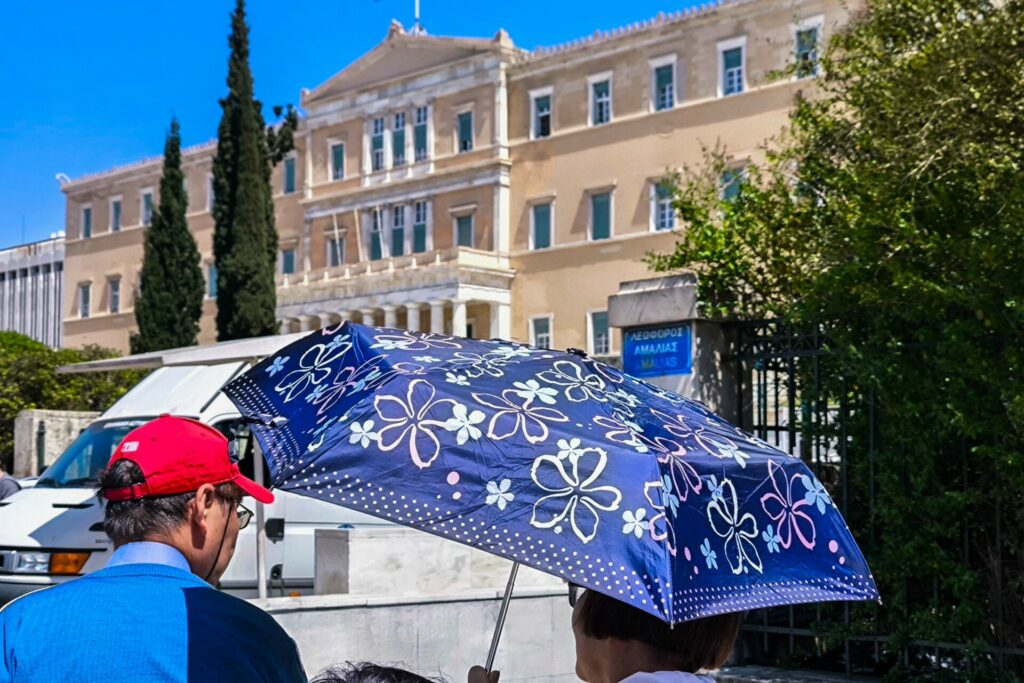 Καιρός: Έρχονται 33άρια – Πόσο θα ανέβει η θερμοκρασία στην Αθήνα