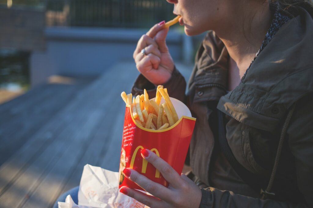 Γιατί τα McDonald’s δεν σε αφήνουν να πάρεις πατάτες το πρωί