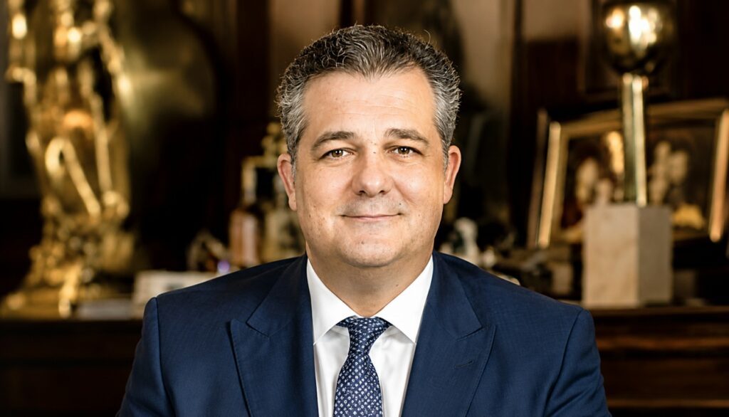 Η είσοδος του Γιάννη Παπαλέκα στην Trastor, το αυξημένο μέρισμα της Quest και οι υπογραφές που πέφτουν στο μεγάλο έργο του Σκαραμαγκά