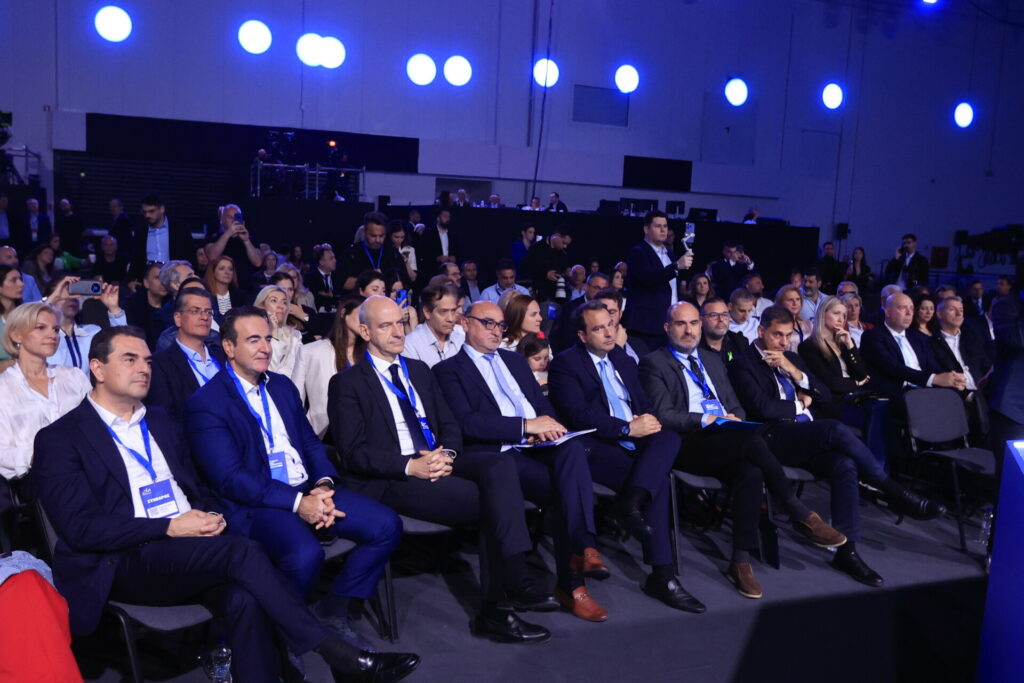 Συνέδριο ΝΔ: Ολοκληρώνονται οι εργασίες με εκλογή νέας Πολιτικής Επιτροπής και ομιλία Μητσοτάκη