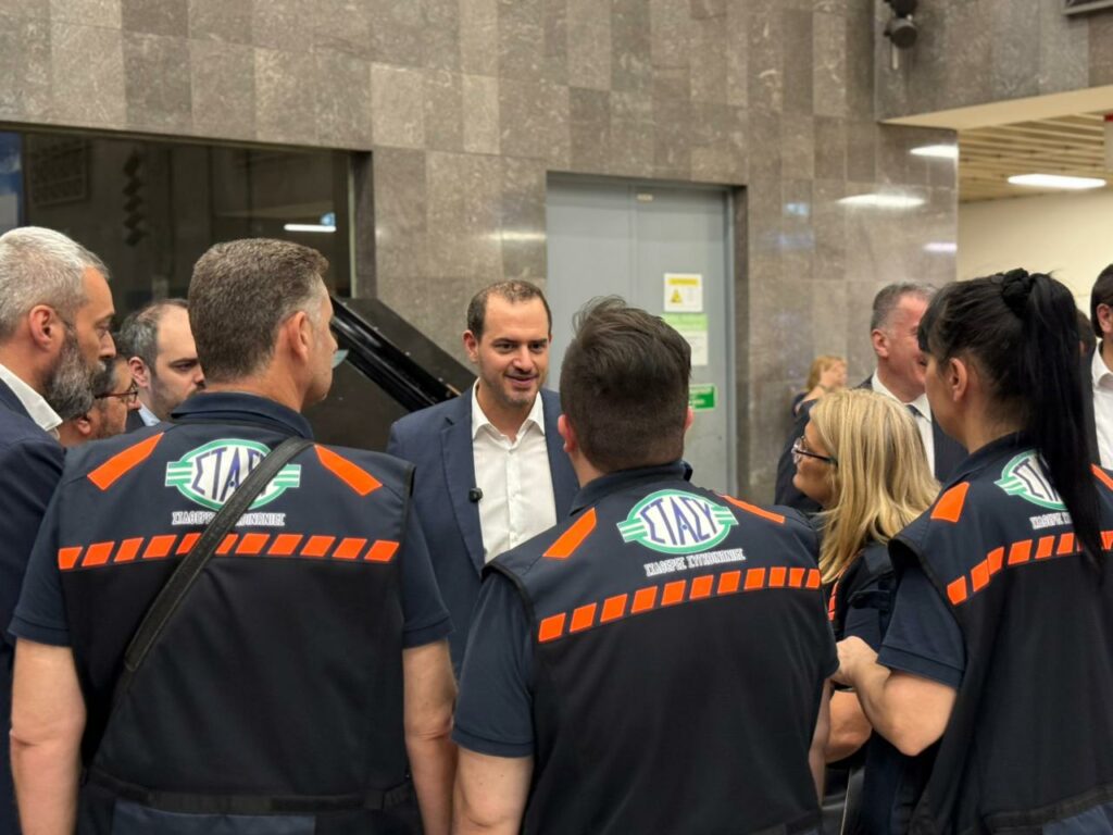 Κώτσηρας: Επίσκεψη στο κέντρο ελέγχου του Μετρό