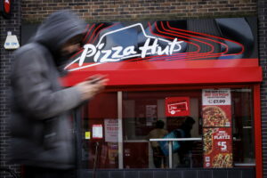 Pizza Hut: Πωλήθηκε για 2,7 δισ. δολάρια σε δύο αγοραστές