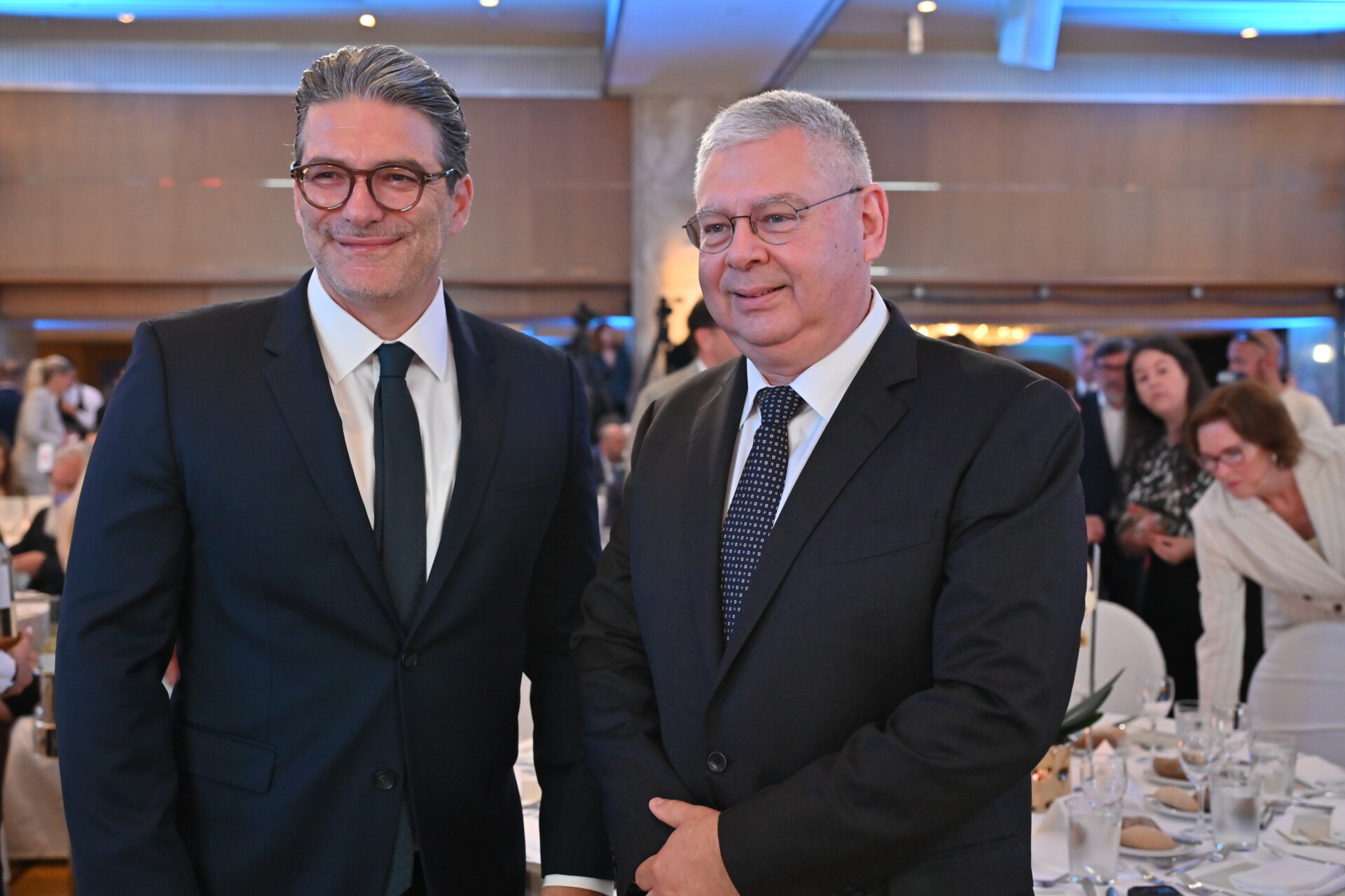 Κωνσταντίνος Ξιφαράς και Ανδρέας Σιάμισιης ©Economist Events