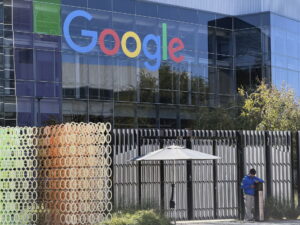 Η Alphabet αντλεί 80 δισ. δολάρια για επενδύσεις στην Τεχνητή Νοημοσύνη
