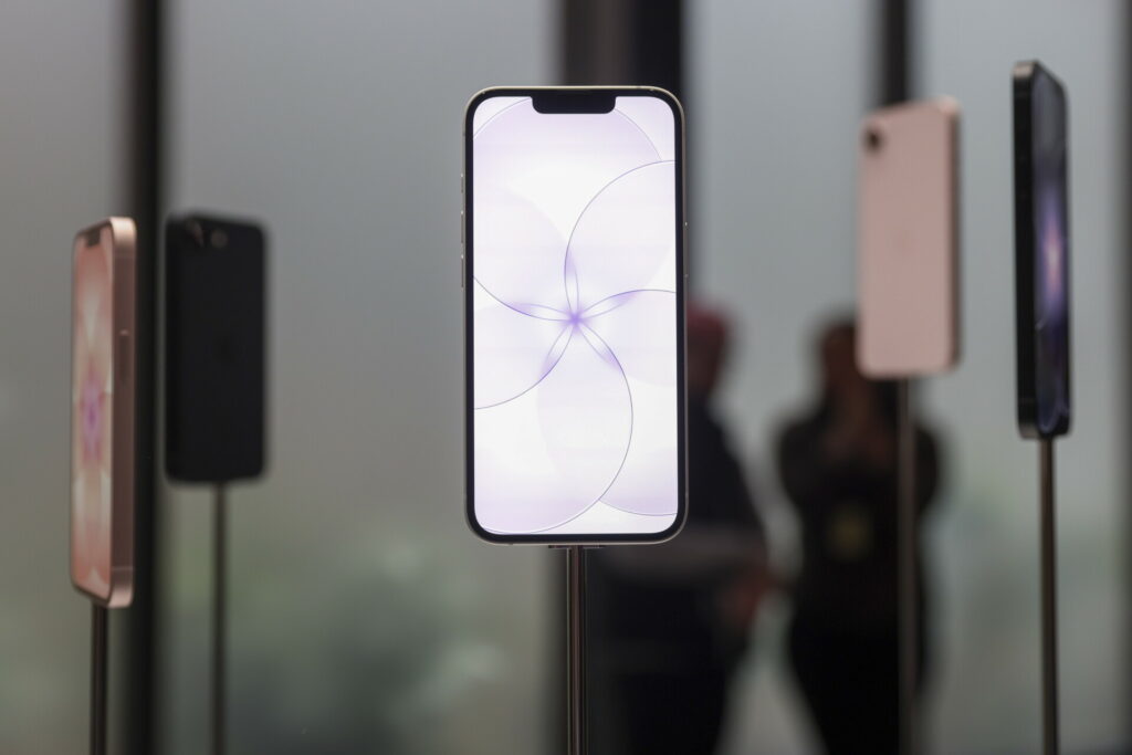 Apple: Συνεργασία με google και αναβάθμιση για Apple Intelligence και Siri