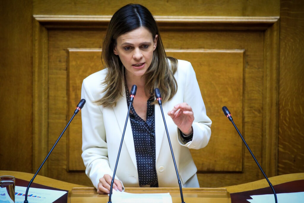Aχτσιόγλου: “Έχω να μιλήσω με τον Τσίπρα από το 2023” – Τι είπε για Καρυστιανού