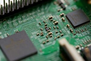 Ποια είναι η Micron που η Wall Street πιστεύει πως θα γίνει η επόμενη Nvidia