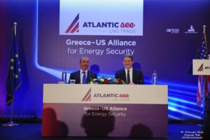 “Γκάζι” στον Κάθετο Διάδρομο με νέα deals από Atlantic SEE LNG